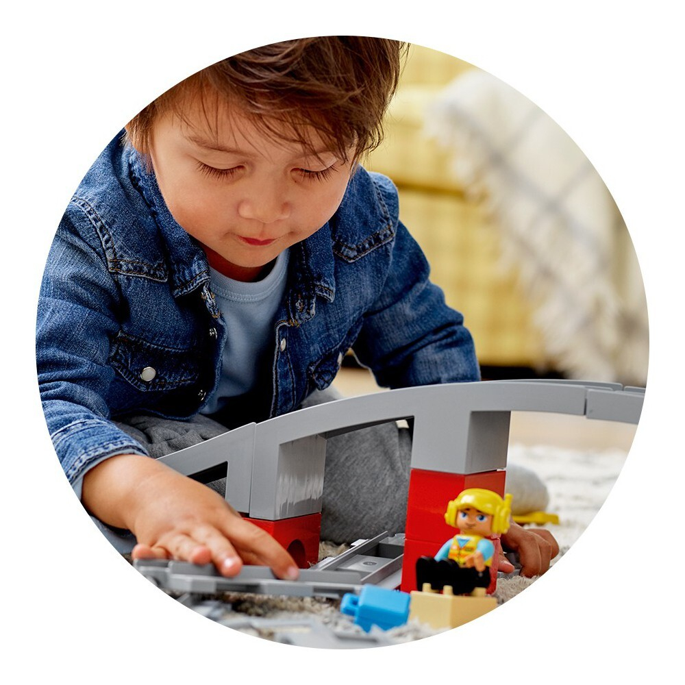 LEGO DUPLO Town — Железнодорожные пути и виадук 10872 / артикул   10872  / GTIN 5702016117240