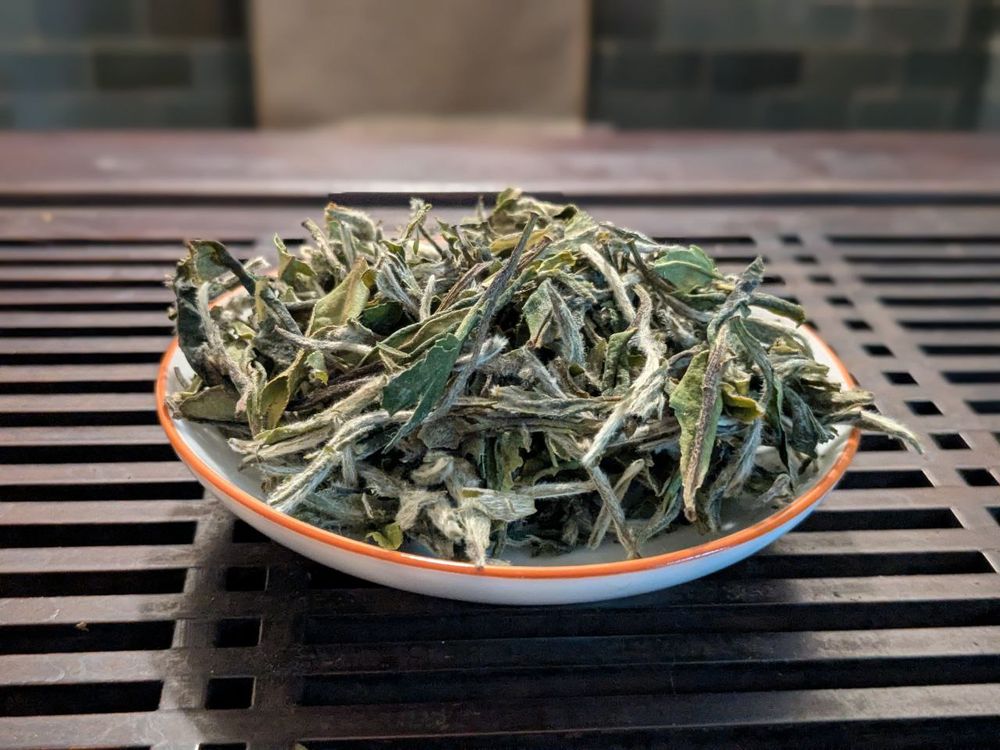 Белый Пион, высший сорт (Бай Му Дань Ван)