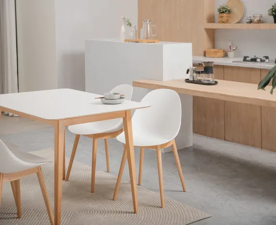 Стул Vid белый, с деревянными ножками