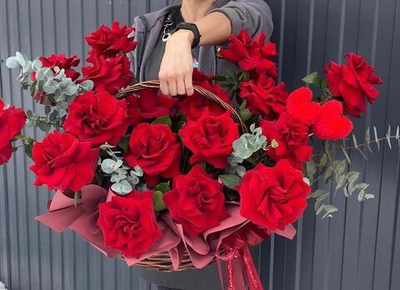 Композиция из роз Софи Лорен