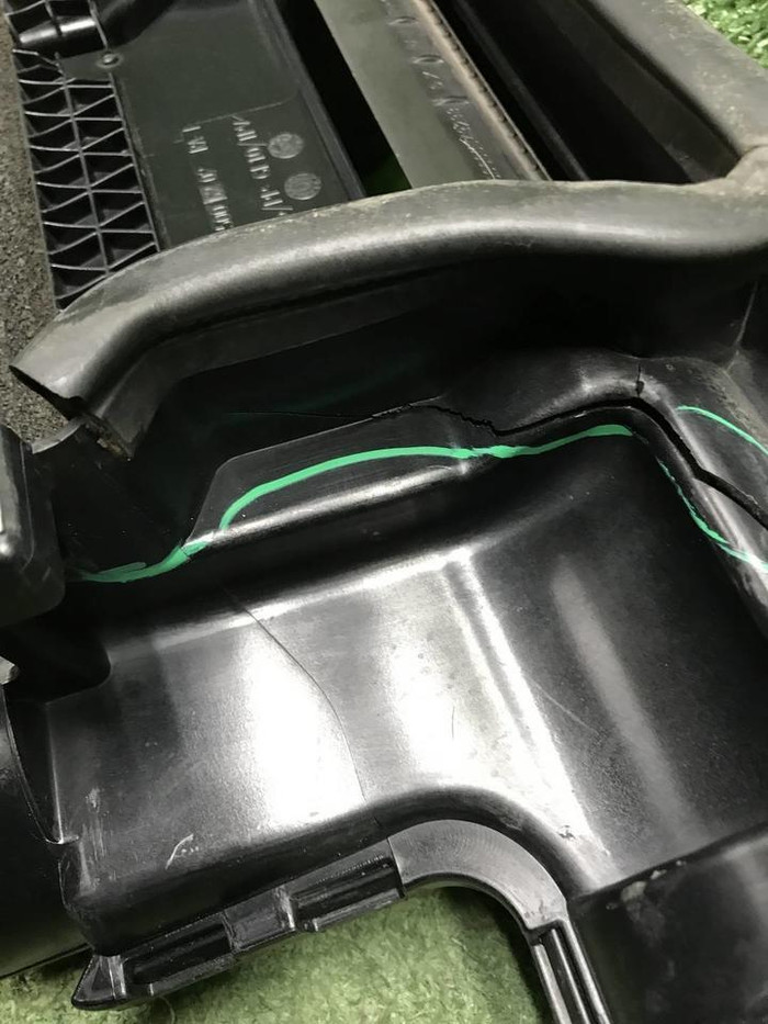 Воздуховод воздуш. фильтра Mercedes G W463 (18-24)