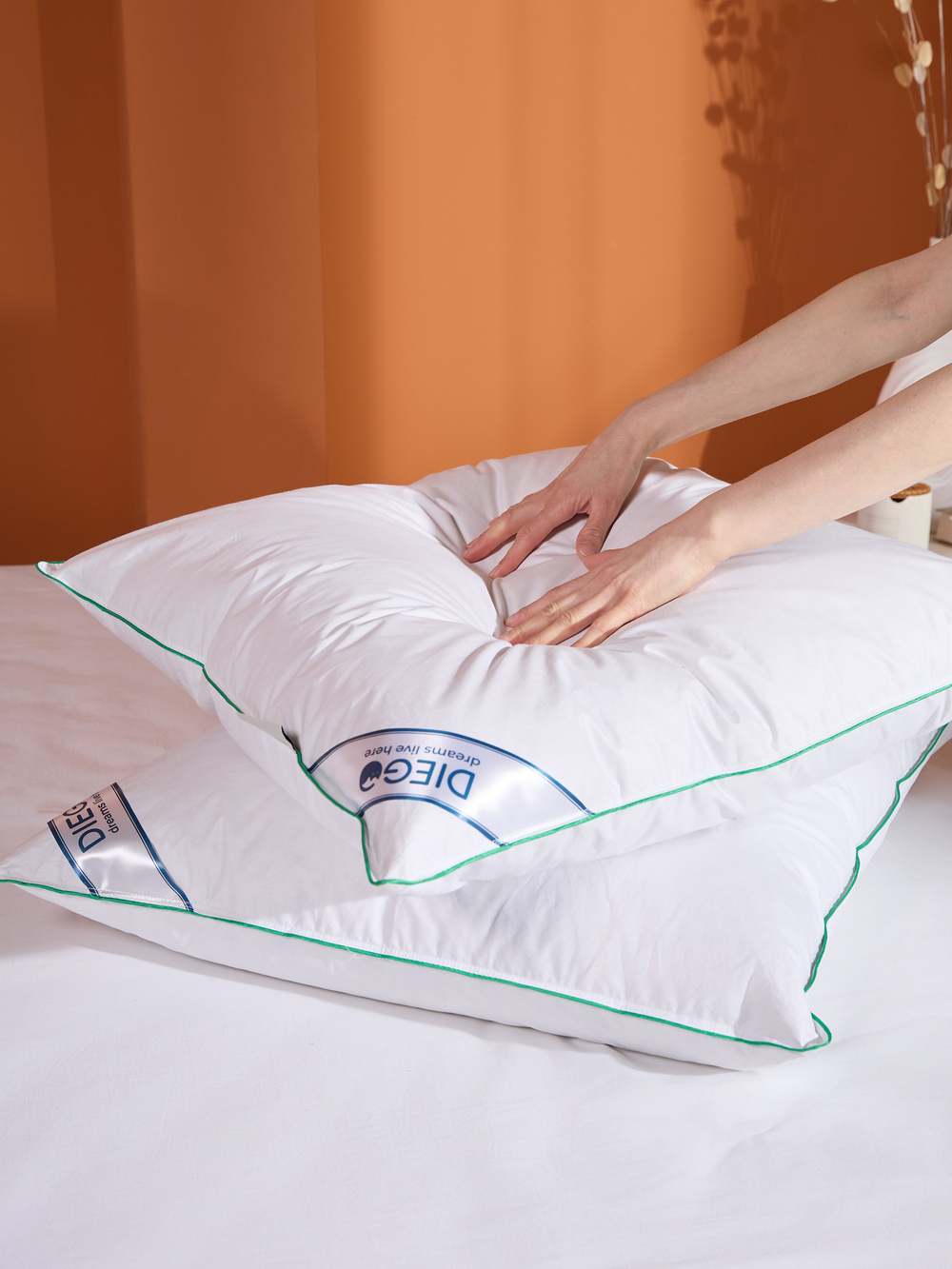 Подушка пуховая низкая Летний сон 70х70