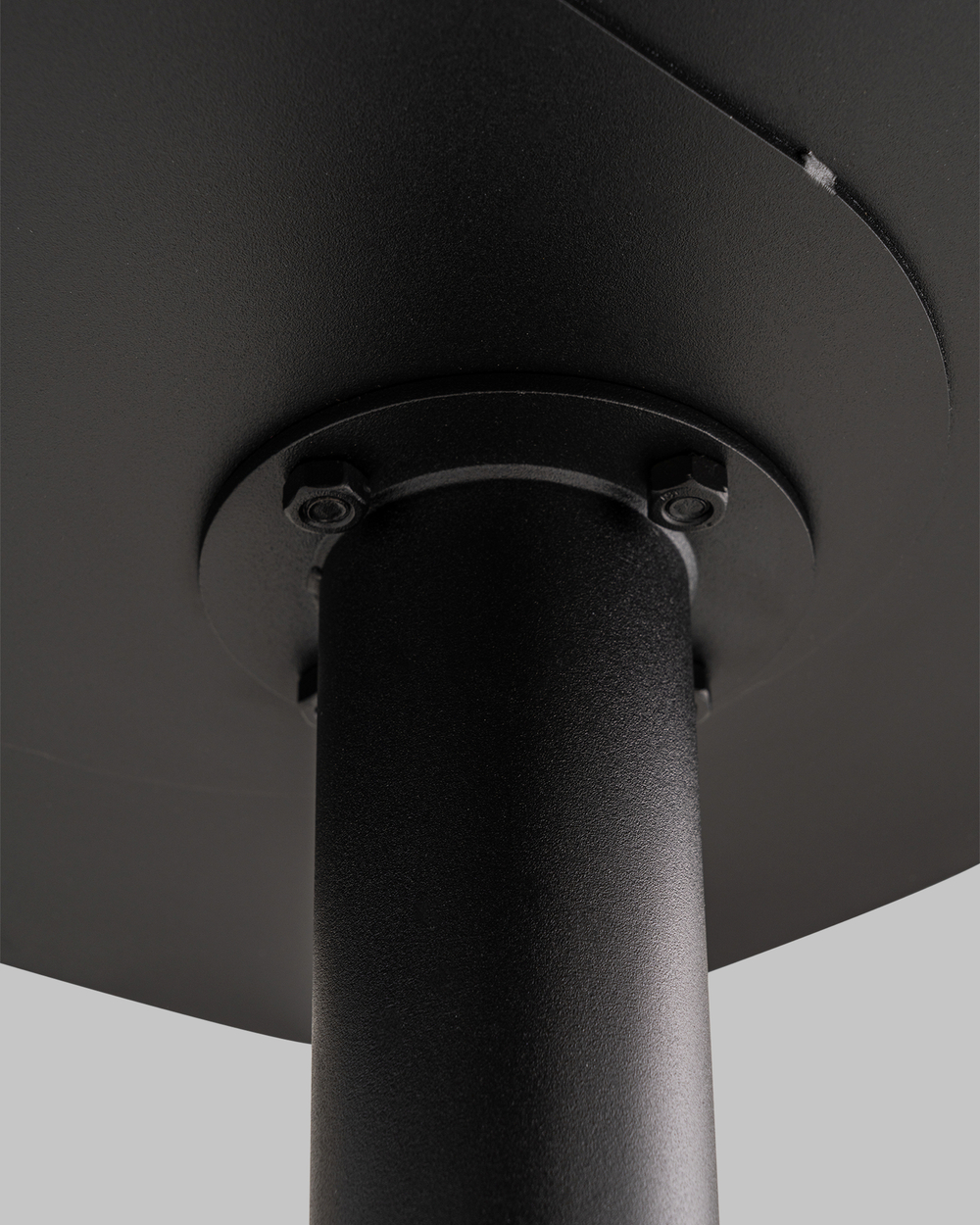 Журнальный столик Eanna L металл черный