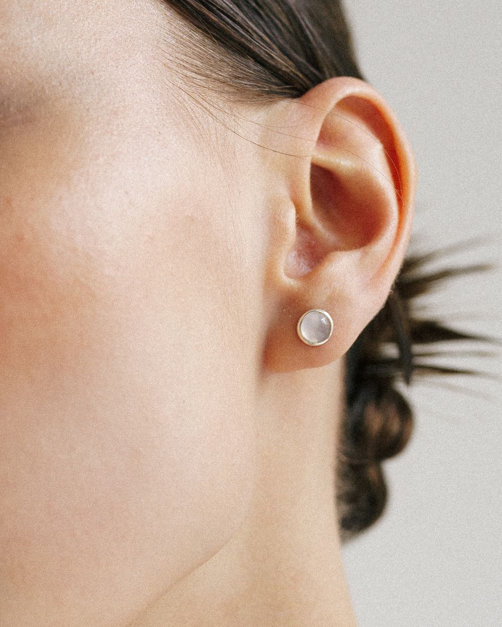 Моносерьга Alpha с розовым кварцем