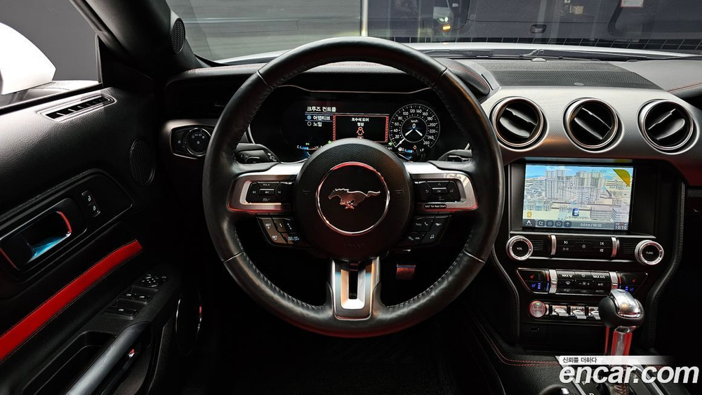 Ford Mustang Convertible (10.2021)