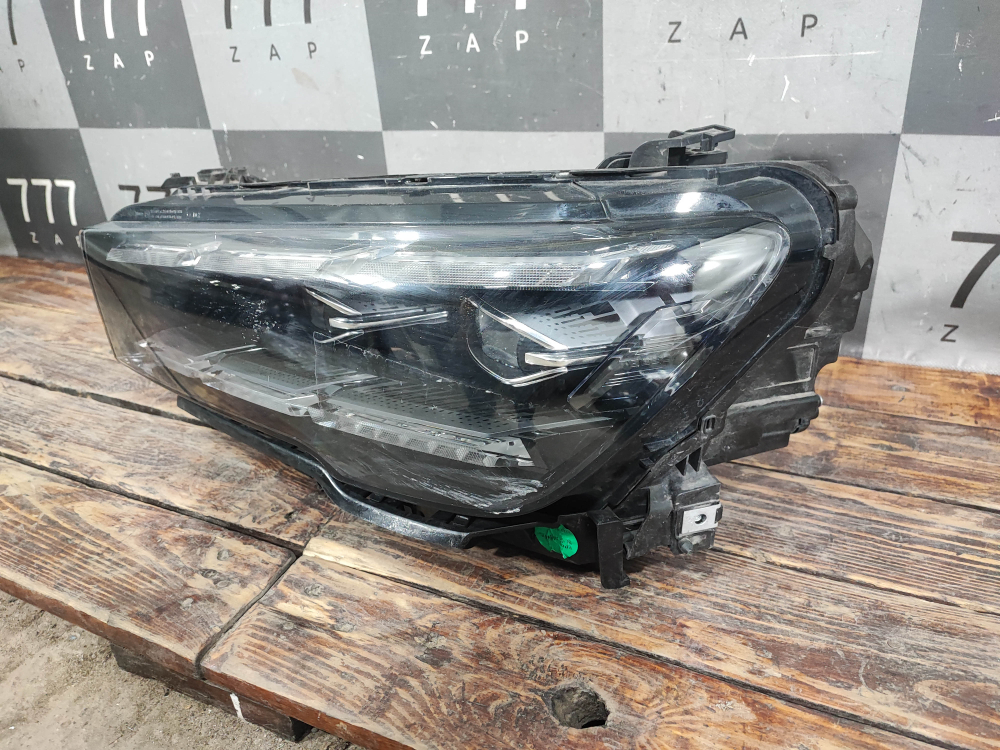 Фара левая Geely Monjaro 21-нв Б/У Оригинал 7051047300