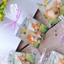 Конфета с открыткой "Весёлых каникул"