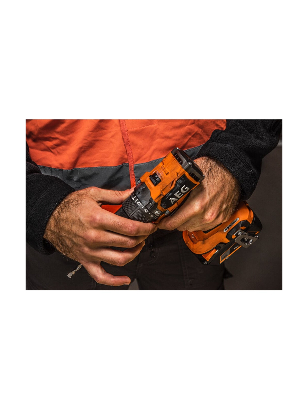 Бесщеточная дрель-шуруповерт AEG BS18SBL2-202C 18В 4935480056