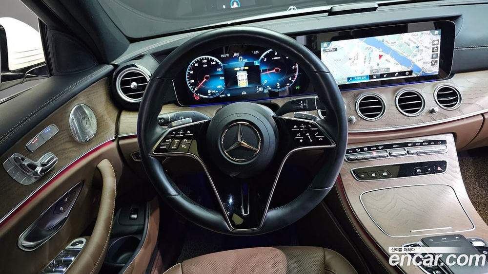 Mercedes-Benz E-Class W213 E220d 4MATIC Exclusive (01.2022)