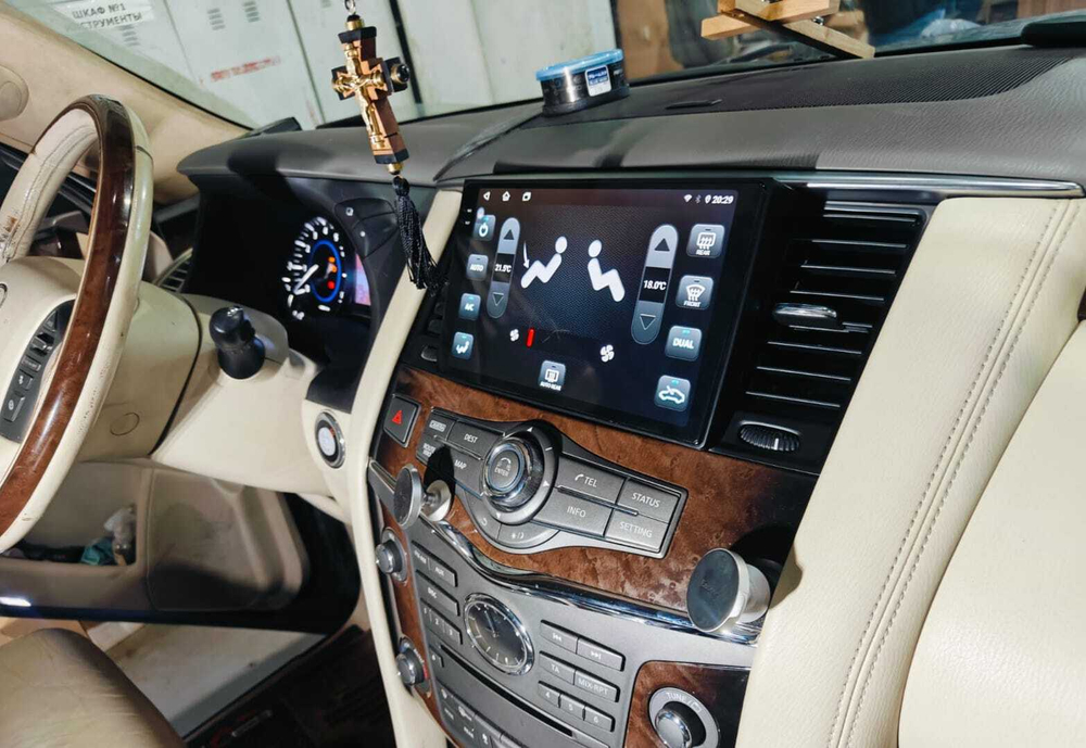 Магнитола Nissan Patrol Y62, Infiniti QX56/QX80 2010-2017 (поддержка Bose, 360 и мониторов, рамка тип 1) - FarCar BM3261M-2K+RZ монитор 9.5" 2K QLED на Android 14, TS10, 4+32Гб, CarPlay, 4G SIM-слот