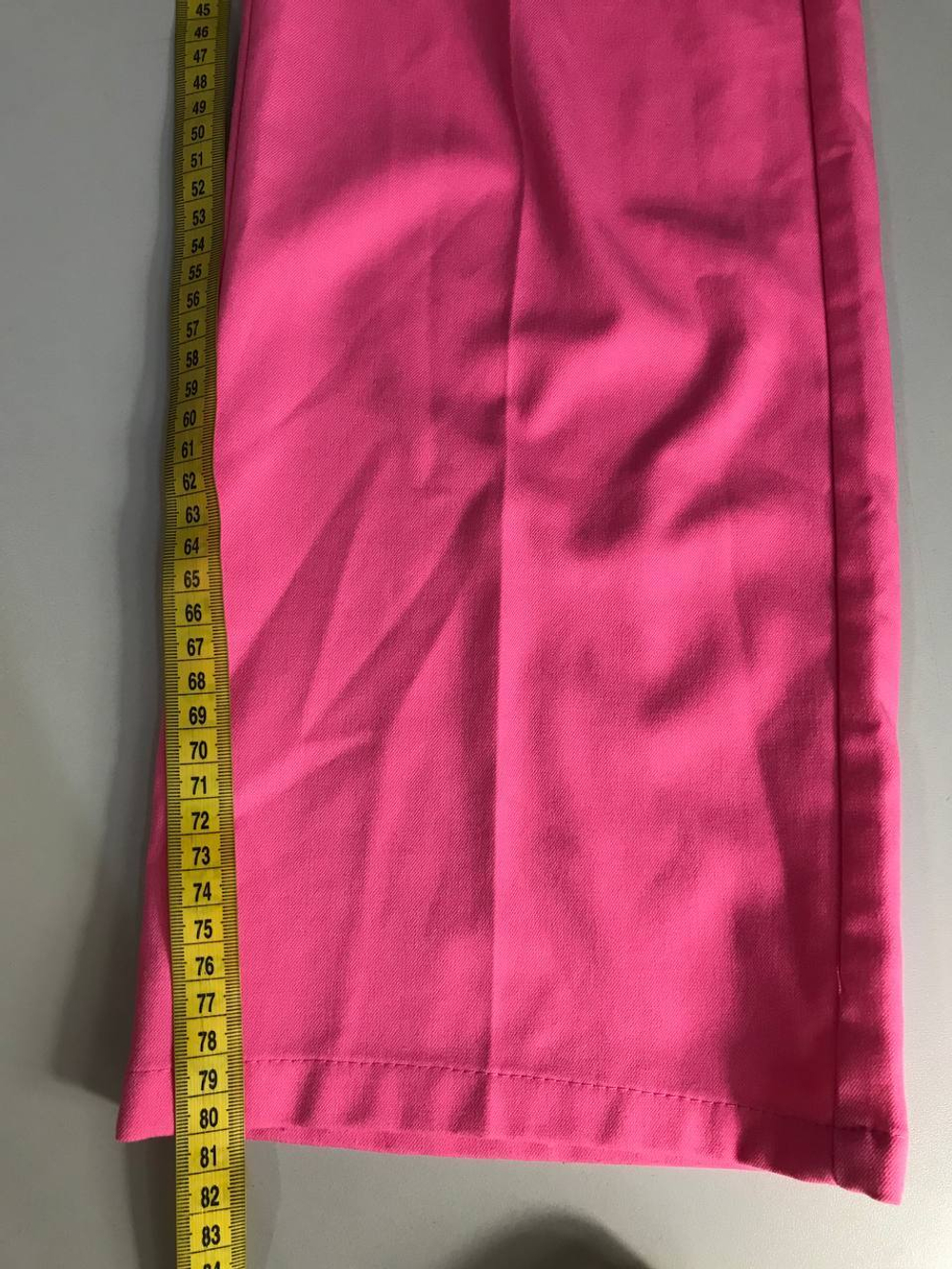 Брюки Bershka для яркого летнего образа, маркировка 34, визуально 40 размер