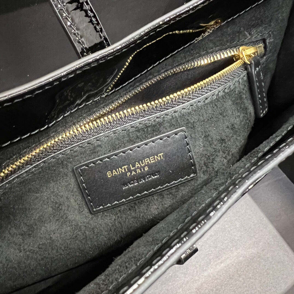 Yves Saint Laurent Hobo Bag
