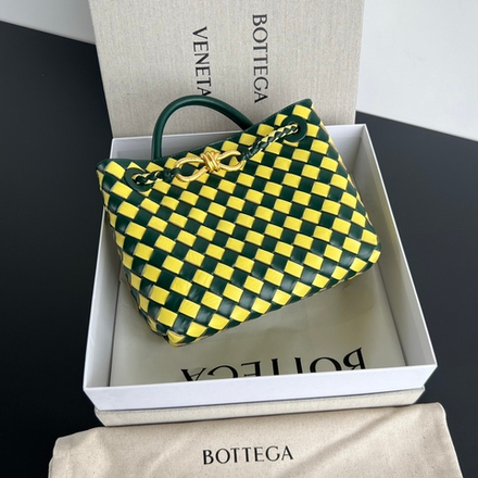 Bottega Veneta Small Andiamo 25 cm