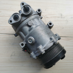 Компрессор кондиционера Ford Mondeo 2.0/2.3, S-MAX 2.3