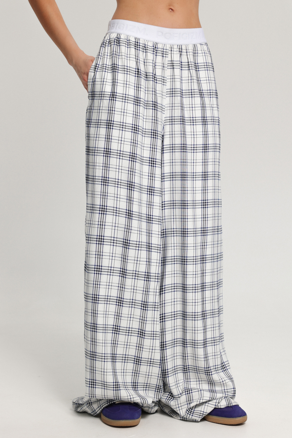 Брюки в клетку