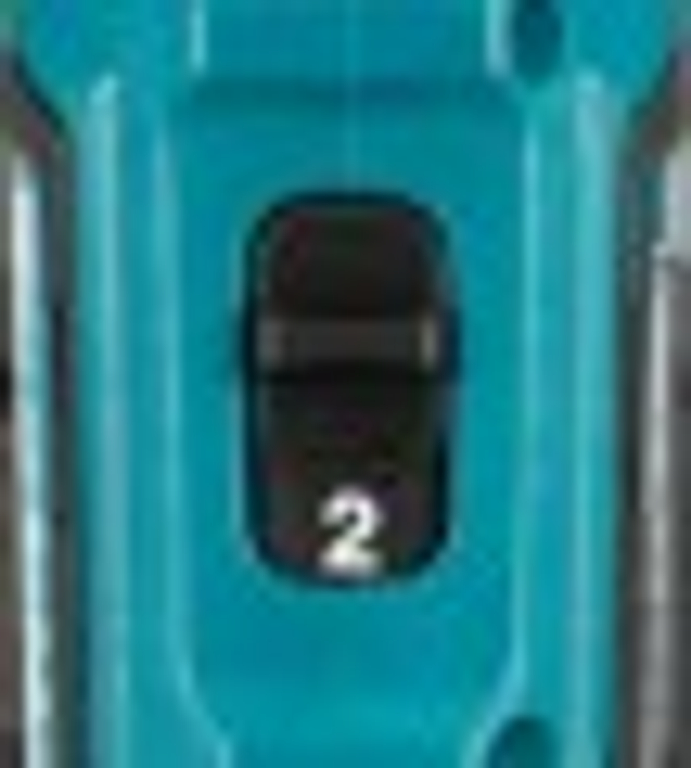 Аккумуляторный шуруповерт MAKITA HP 333 DWAE ударная HP333DWAE