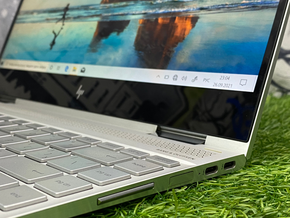 Сенсорный HP 13' i7 8550U/16GB/1TB/ HP Spectre x360[13-ae003ur]/Windows 10