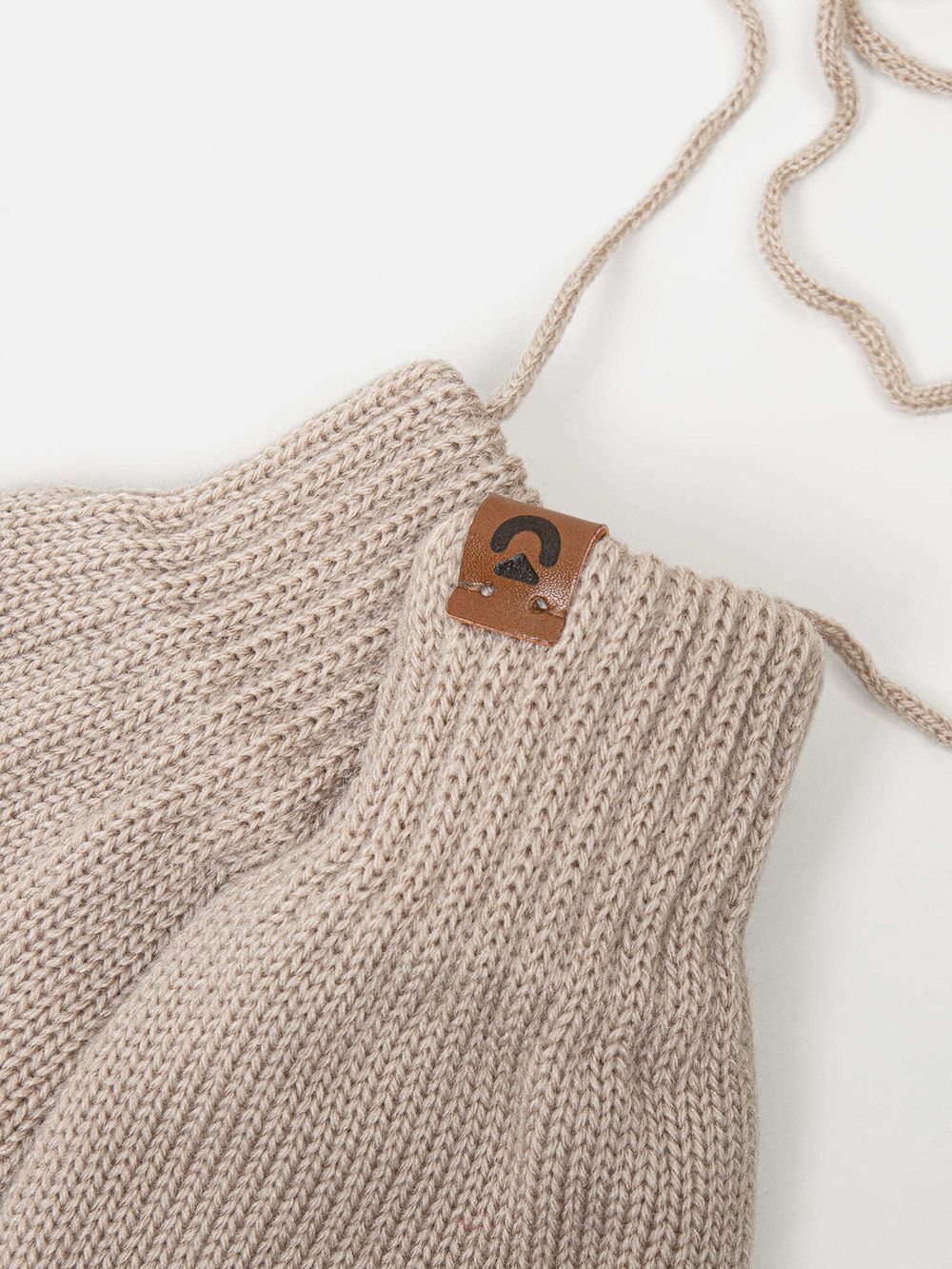 Варежки вязаные на флисе "Нюд"