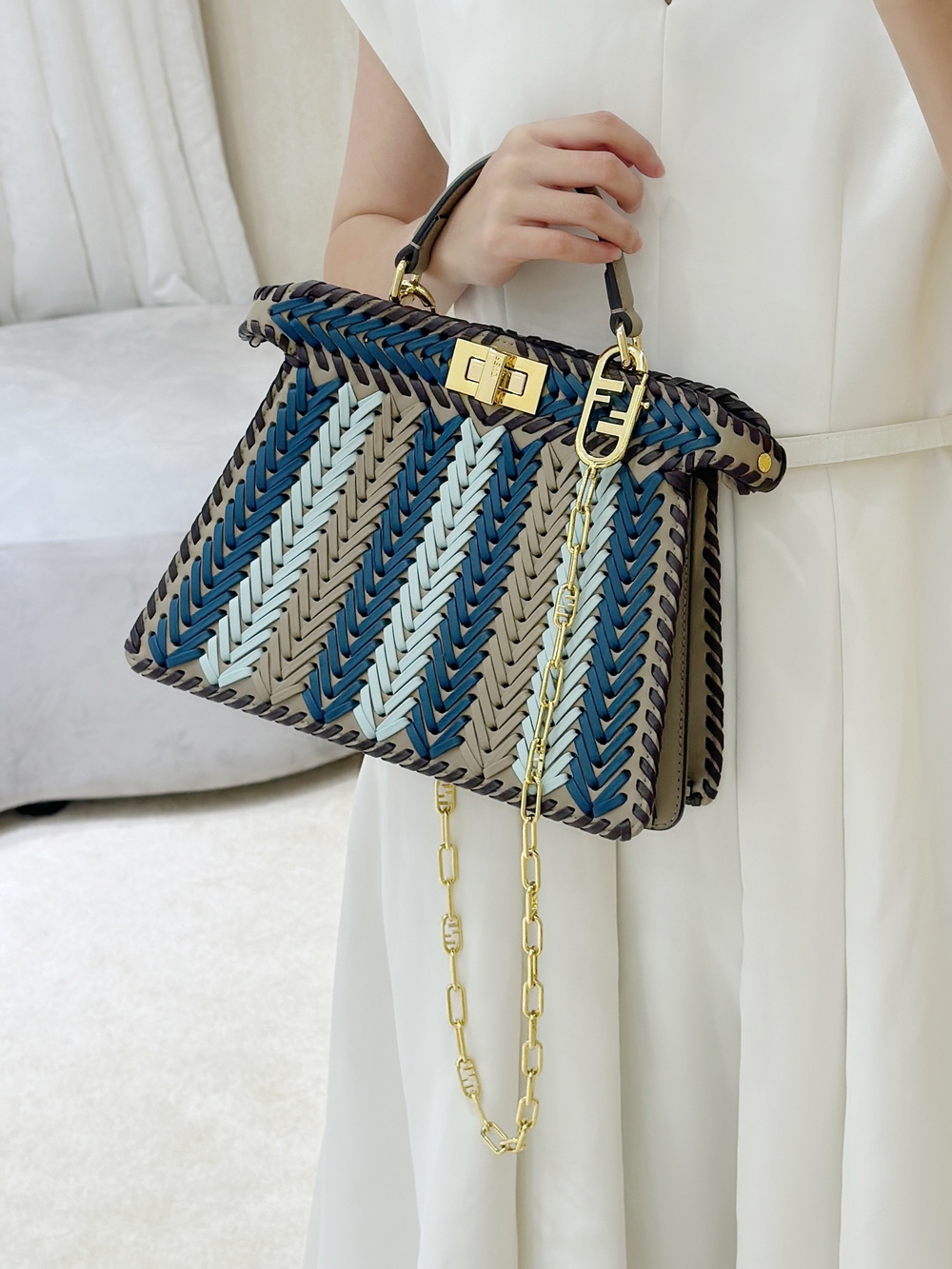 Fendi Peekaboo ISeeU Small 27 cm