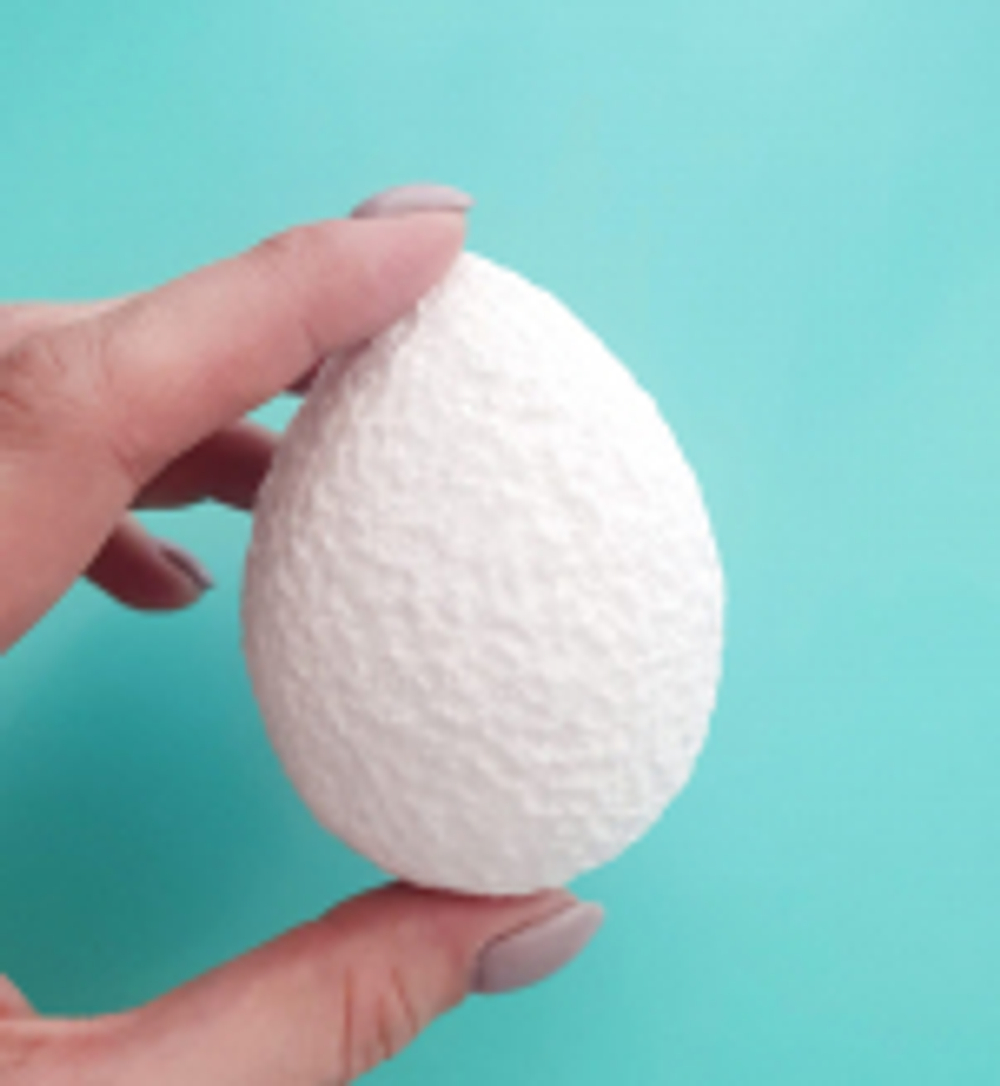 Яйцо из пенопласта 7 см