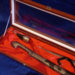 Большой подарочный набор "Кавказ 2" (Шашка казачья, кинжал кавказский, 2 рога для вина)