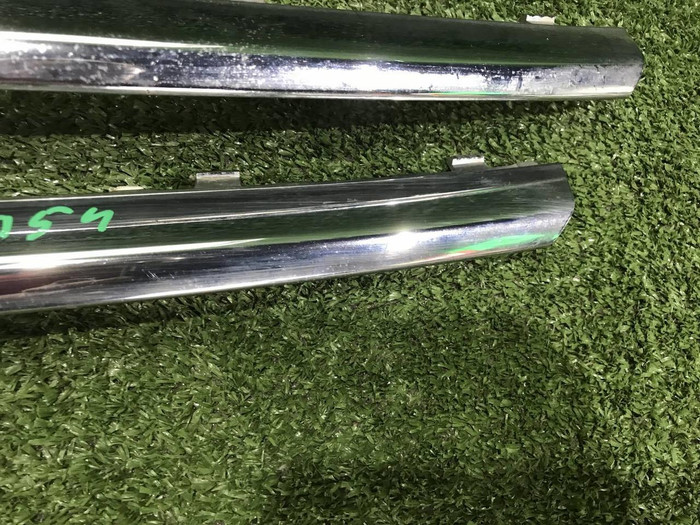 Накладка решетки радиатора VW Touareg 1 (06-10)