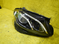 Битая Фара правая Mercedes E W213 (2016-2021) LED