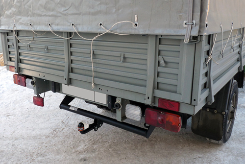 Фаркоп AvtoS для УАЗ 23602 CARGO (2011-) / 236022 PROFI (2017-) с универсальной электрикой и сертификатом в комплекте, арт.(UAZ-09+electr)