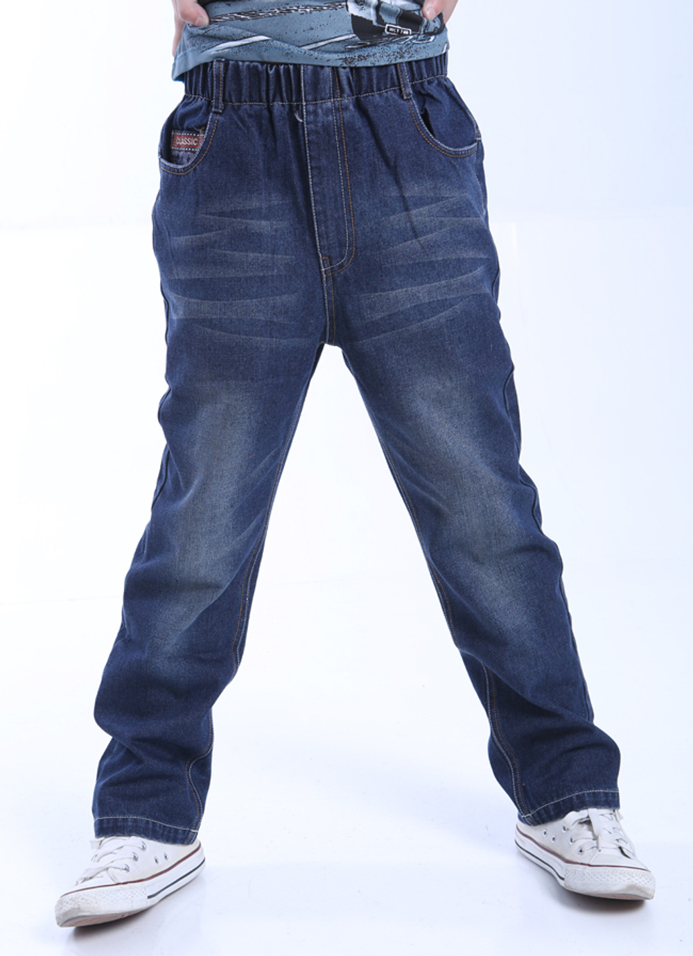 Джинсы прямого кроя на резинке с принтом