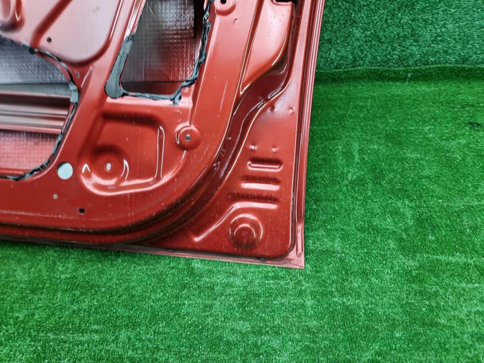 Дверь передняя правая Lada Vesta (2015-н.в.)