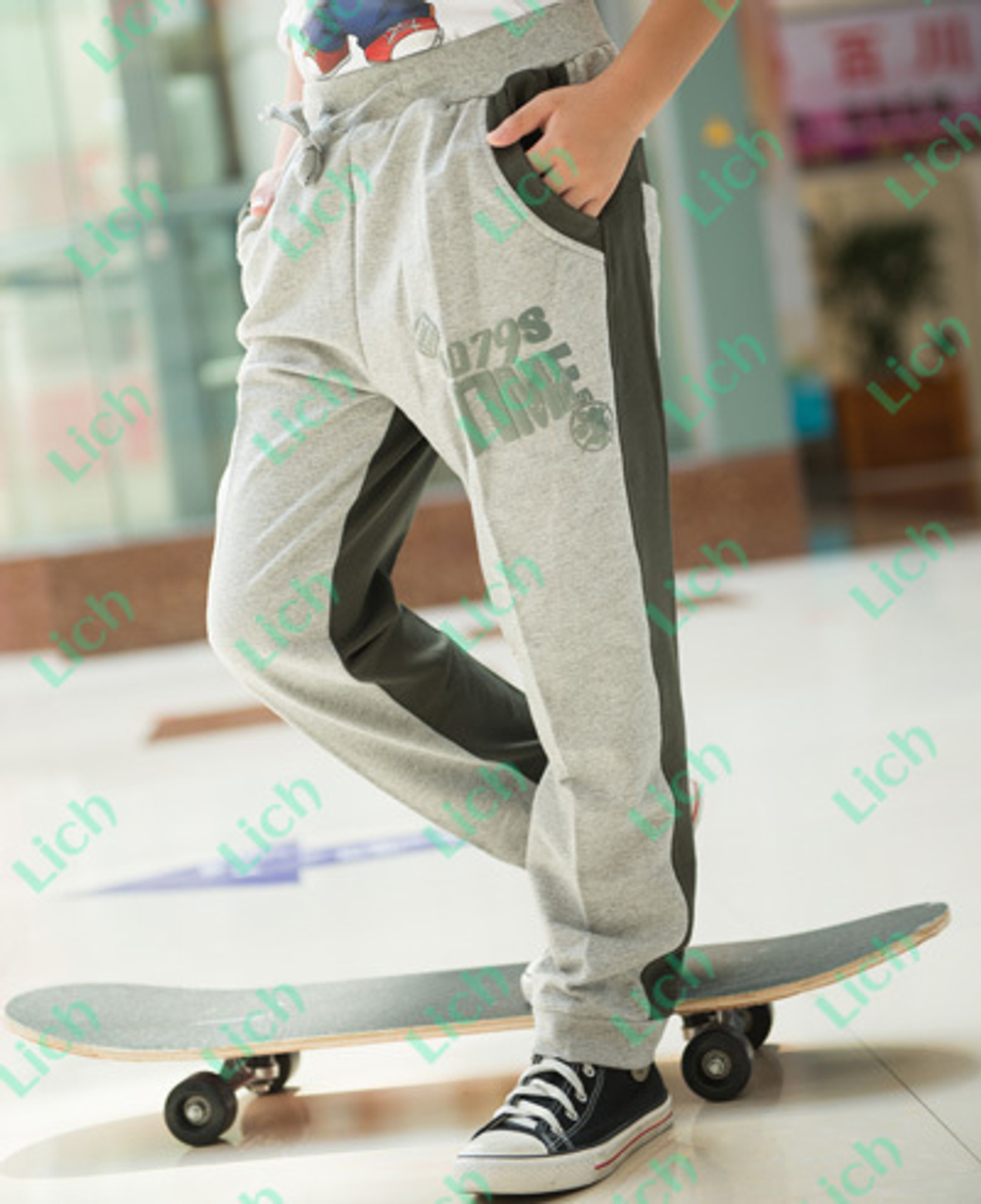 Штаны спортивные с лампасами и карманами