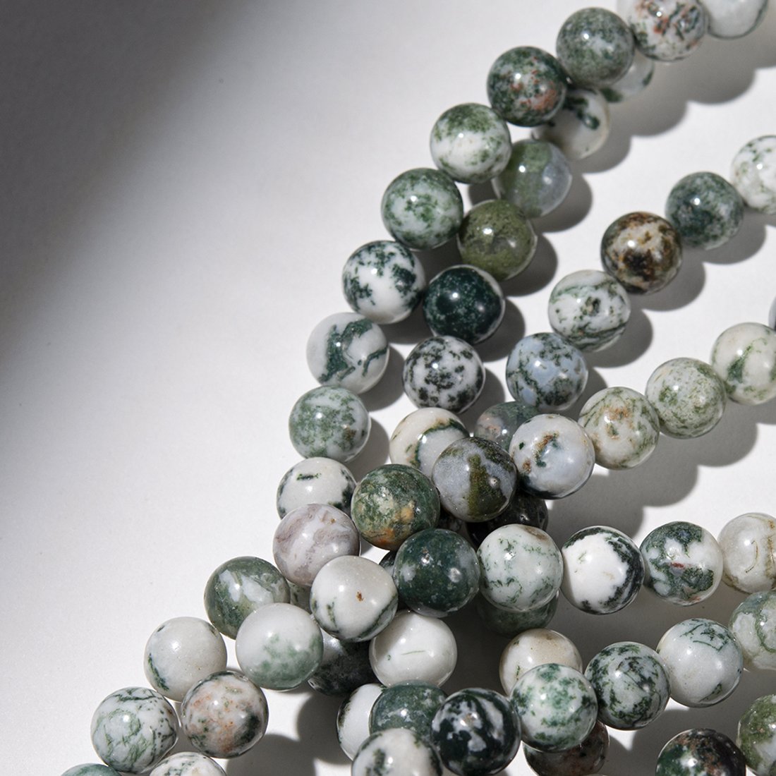 Моховой агат натуральный, шар 8,2мм