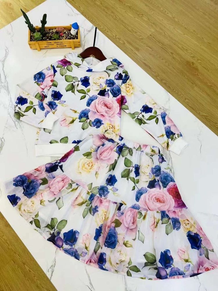 Юбка и футболка для девочки Dolce&amp;Gabbana