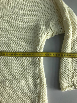 Джемпер для романтичного образа, визуально на 46 размер