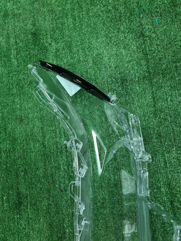 Стекло фары правое Toyota LC Prado 150 (2017-н.в.)