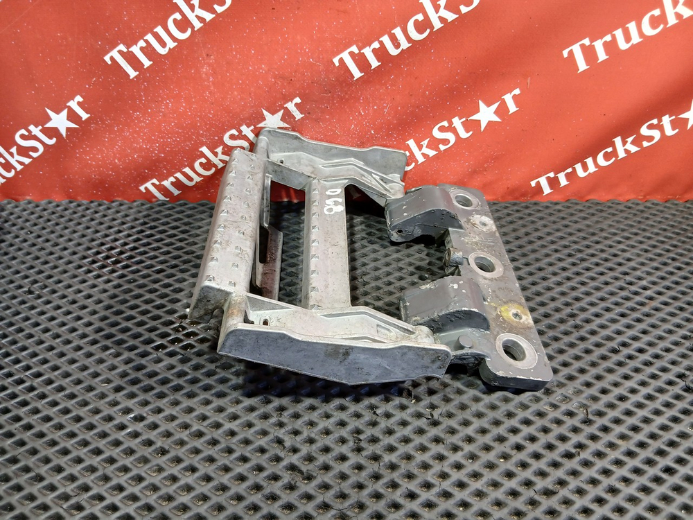 Подножка обслуживания