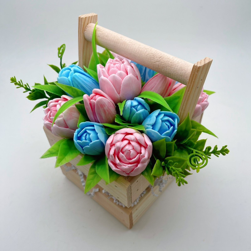 Ящик тюльпанов (натуральное дерево)