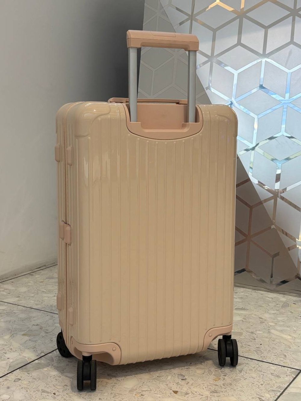Чемодан Rimowa