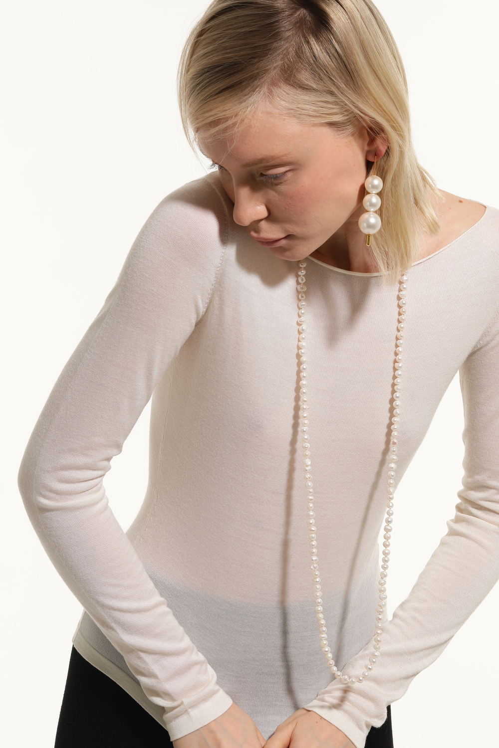 Колье длинное, барочный жемчуг среднего размера