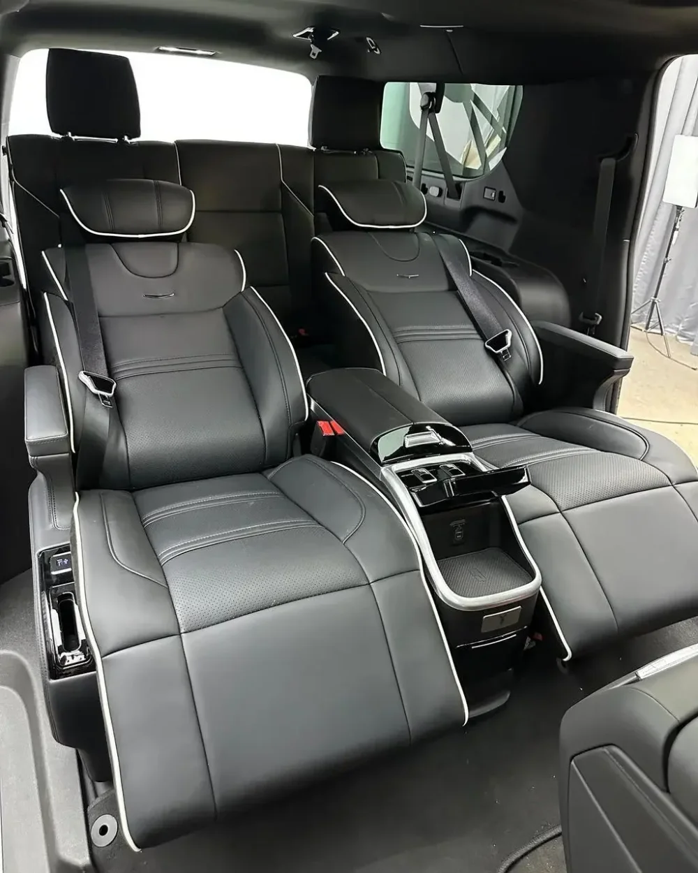 Сиденья капитанские кресла для Cadillac Escalade 2021-2024+ Кадиллак Капитанские сидение VIP декор