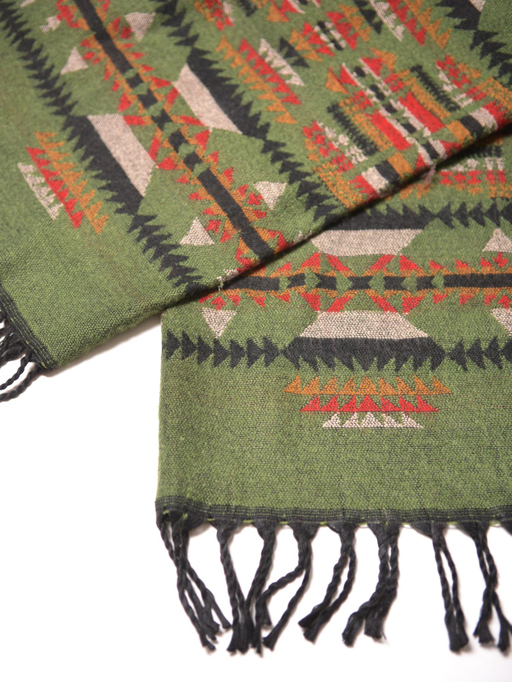 Шарф теплый с индейским орнаментом