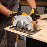 Пила циркулярная CS-210, 1800 Вт, 210 мм, Denzel, 27305