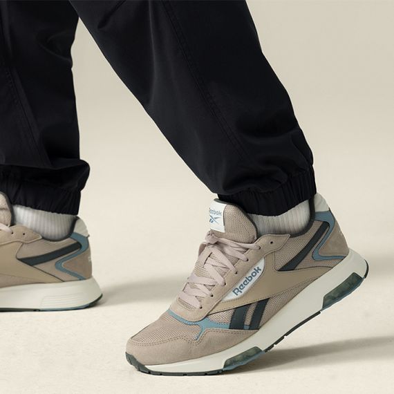 reebok Беговые кроссовки Низкие Серо-зеленые Унисекс