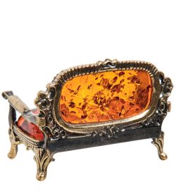 Народные промыслы AM-1929 Фигурка «Кушетка в викторианском стиле» (латунь, янтарь)