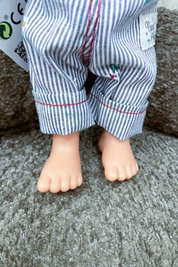 УЦЕНКА Кукла Nines виниловая 30см PIPPO (2813K)