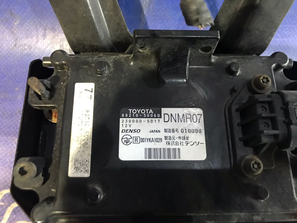 Радар TOYOTA CELSIOR 2000-2006