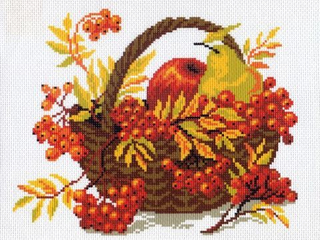 "Корзина с рябиной"-0413 канва с рисунком