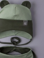 Шапка для мальчика осенняя с ушками и снуд