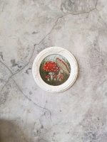 Картина в круглой рамке Мухоморы