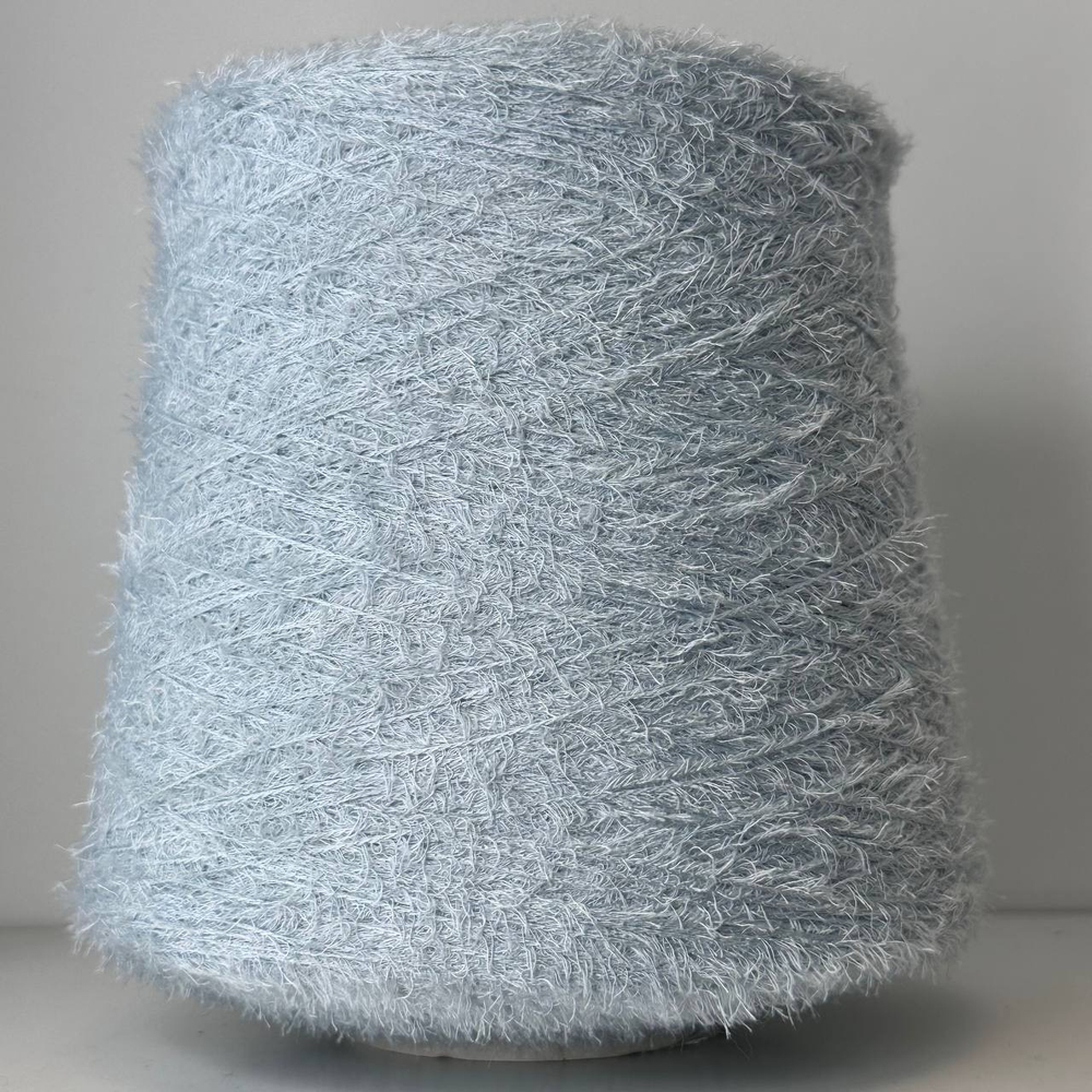 DREAMER - Luxury Production by Ri.Go; 50% меринос, 50% шёлк; 700м/100гр; Травка; col. 8063, цвет: светло-голубой